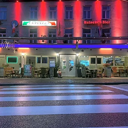 Restaurant La Piazza