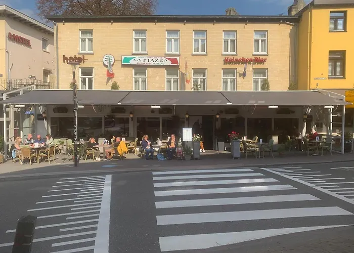 Restaurant La Piazza Ξενοδοχείο 3*