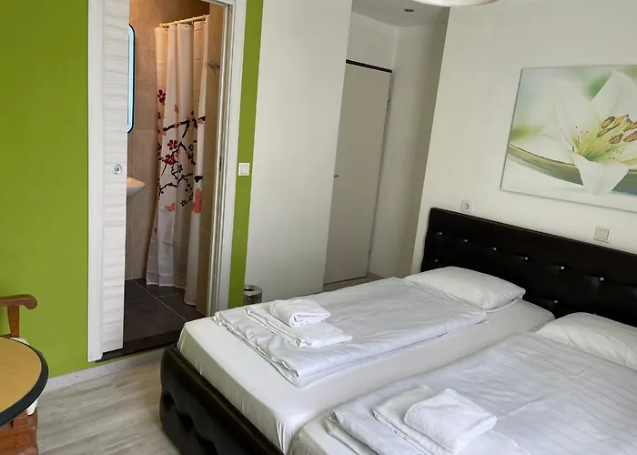 Готель Restaurant La Piazza